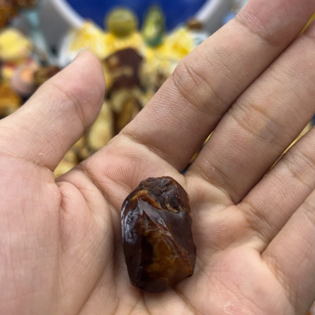 定制琥珀未镶嵌蜜蜡定制