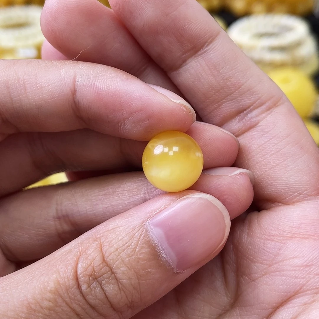 琥珀未镶嵌珠宝奇石萌*福利价11mm微瑕