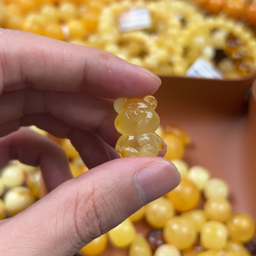 琥珀未镶嵌珠宝奇石