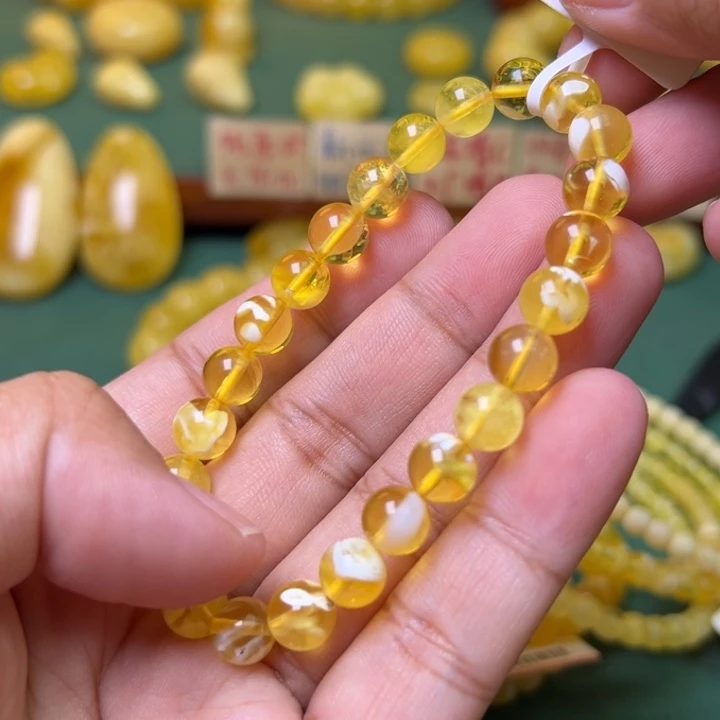 蜜蜡未镶嵌珠宝奇石