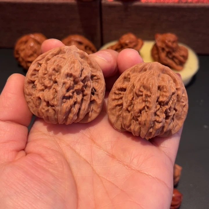 ****涛文玩核桃吊坠四座楼