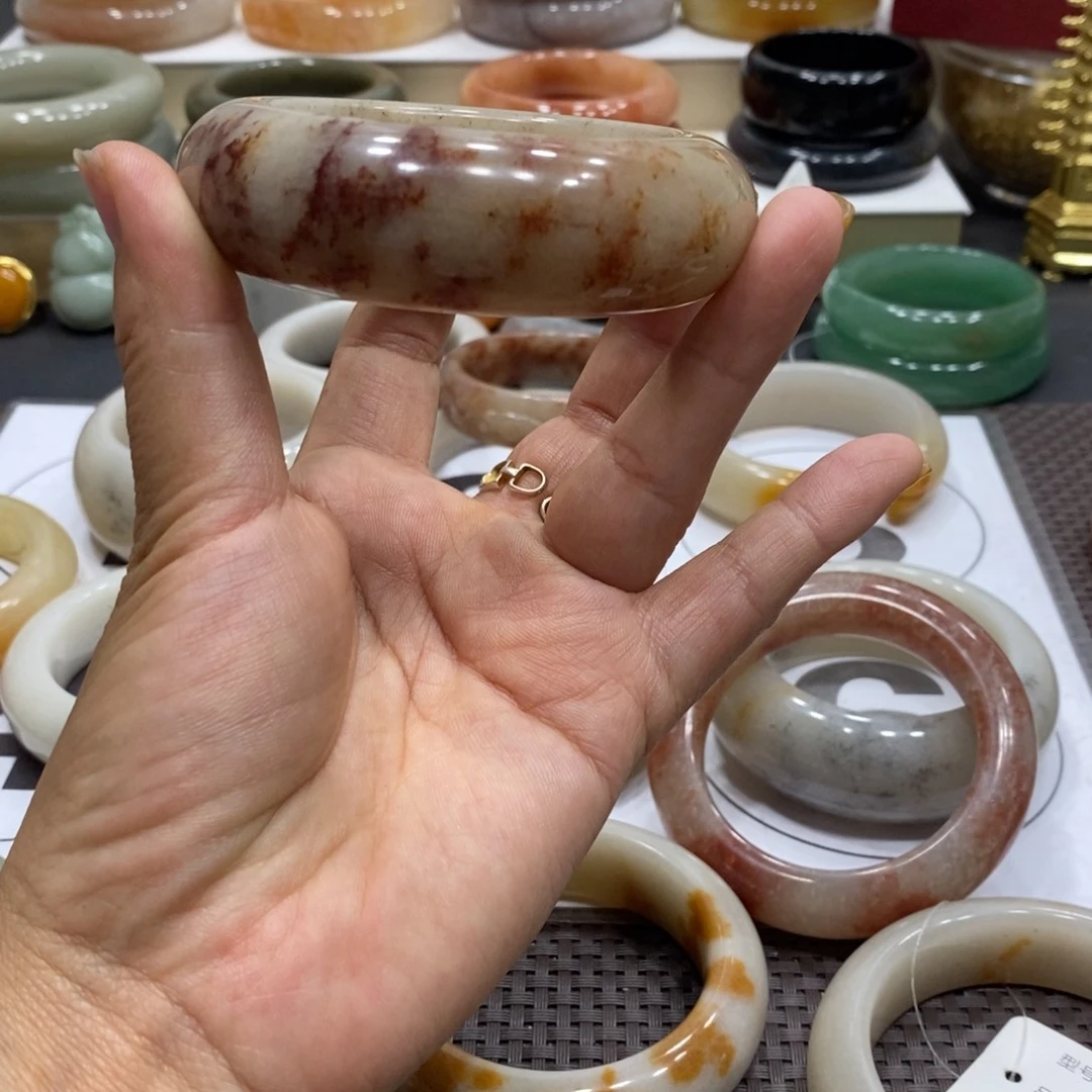 果***果未镶嵌手镯石英岩玉