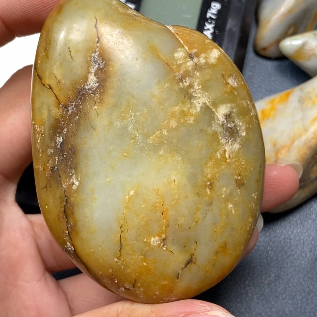 和田玉（糖玉）未镶嵌挂件