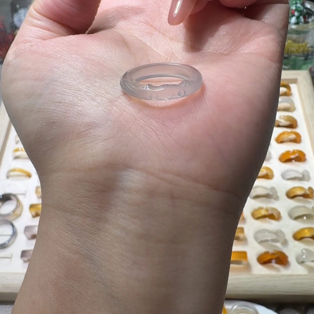 未镶嵌戒指玛瑙/玉髓725港13