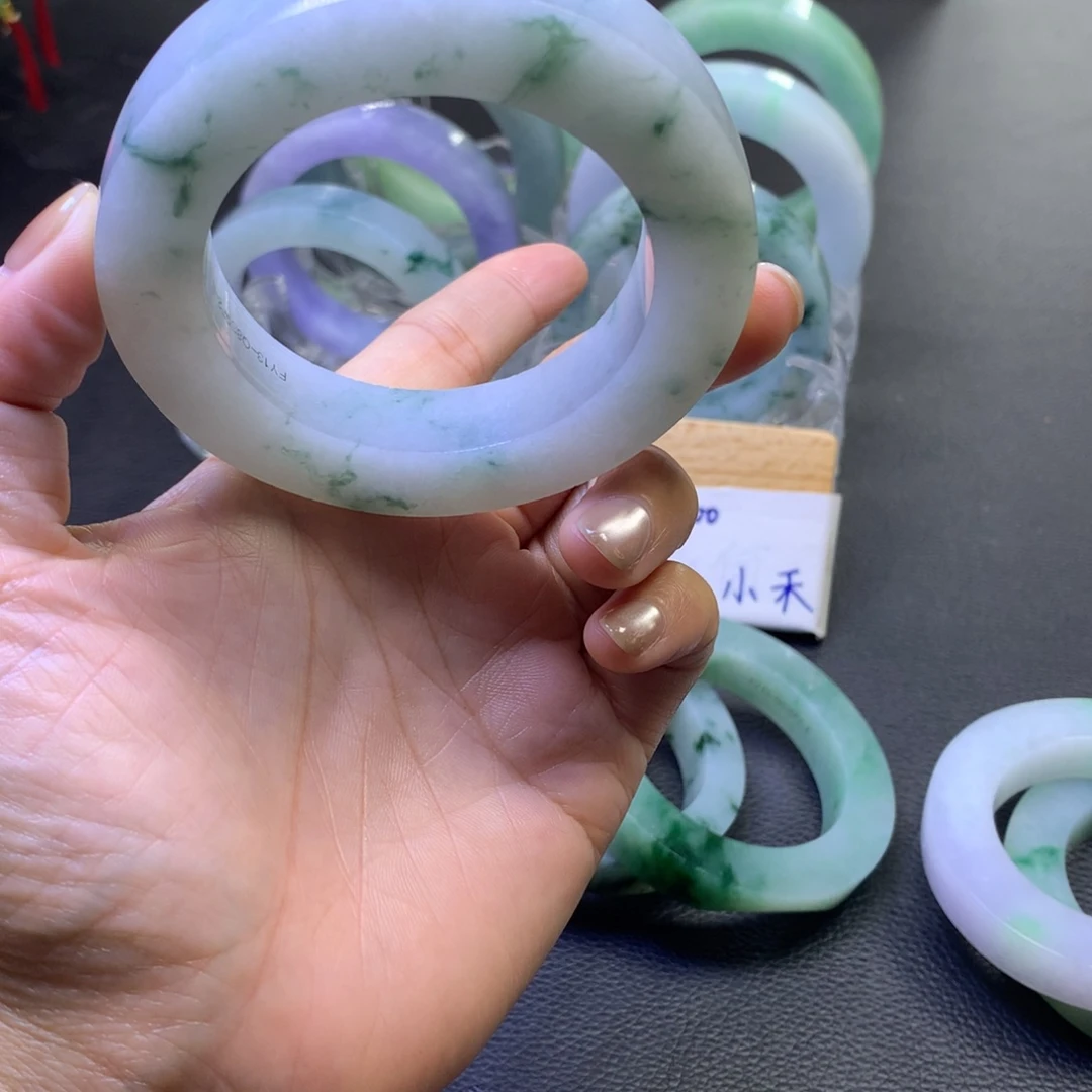 未镶嵌手镯定制翡翠今*