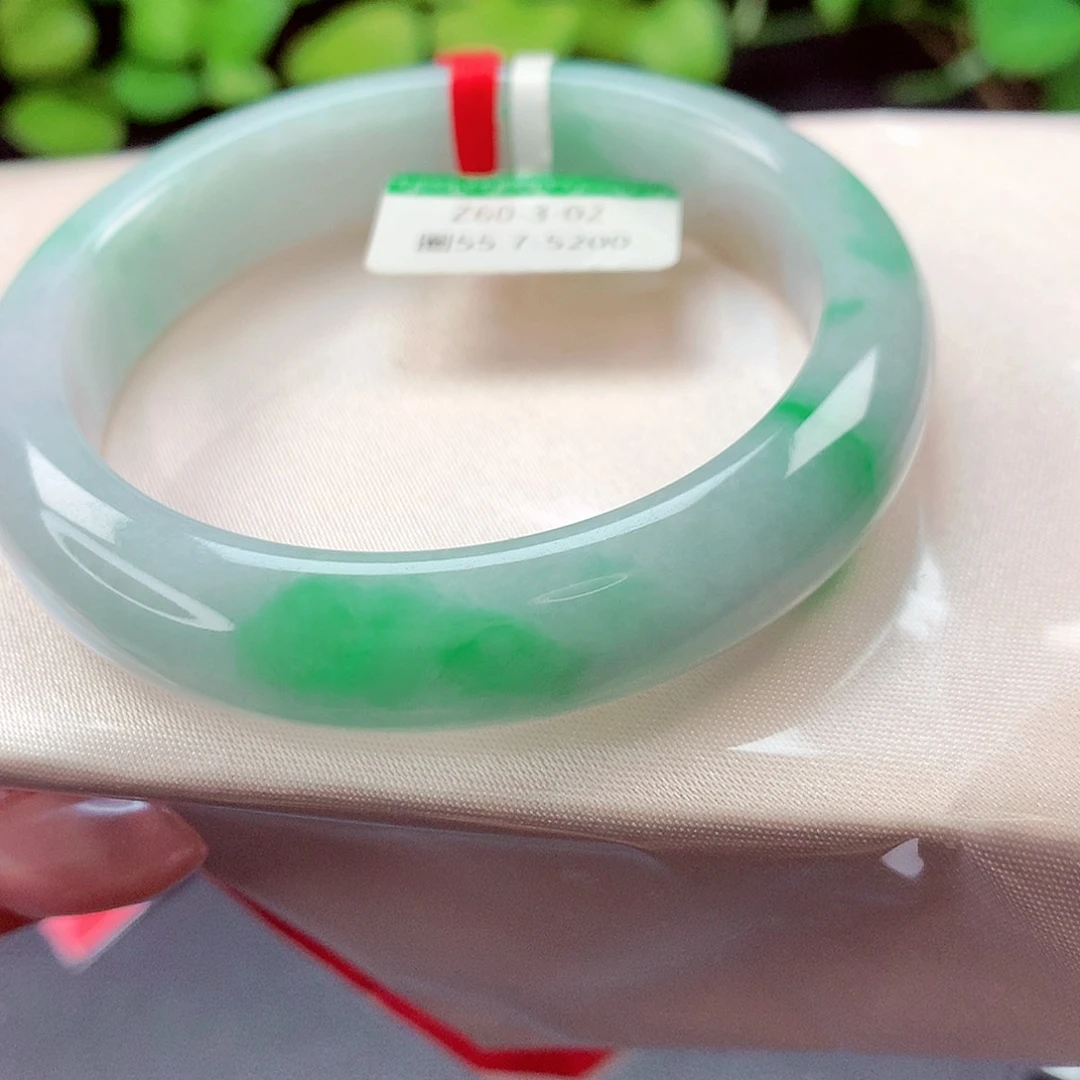 翡翠未镶嵌手镯缅甸天然a货翡翠手镯