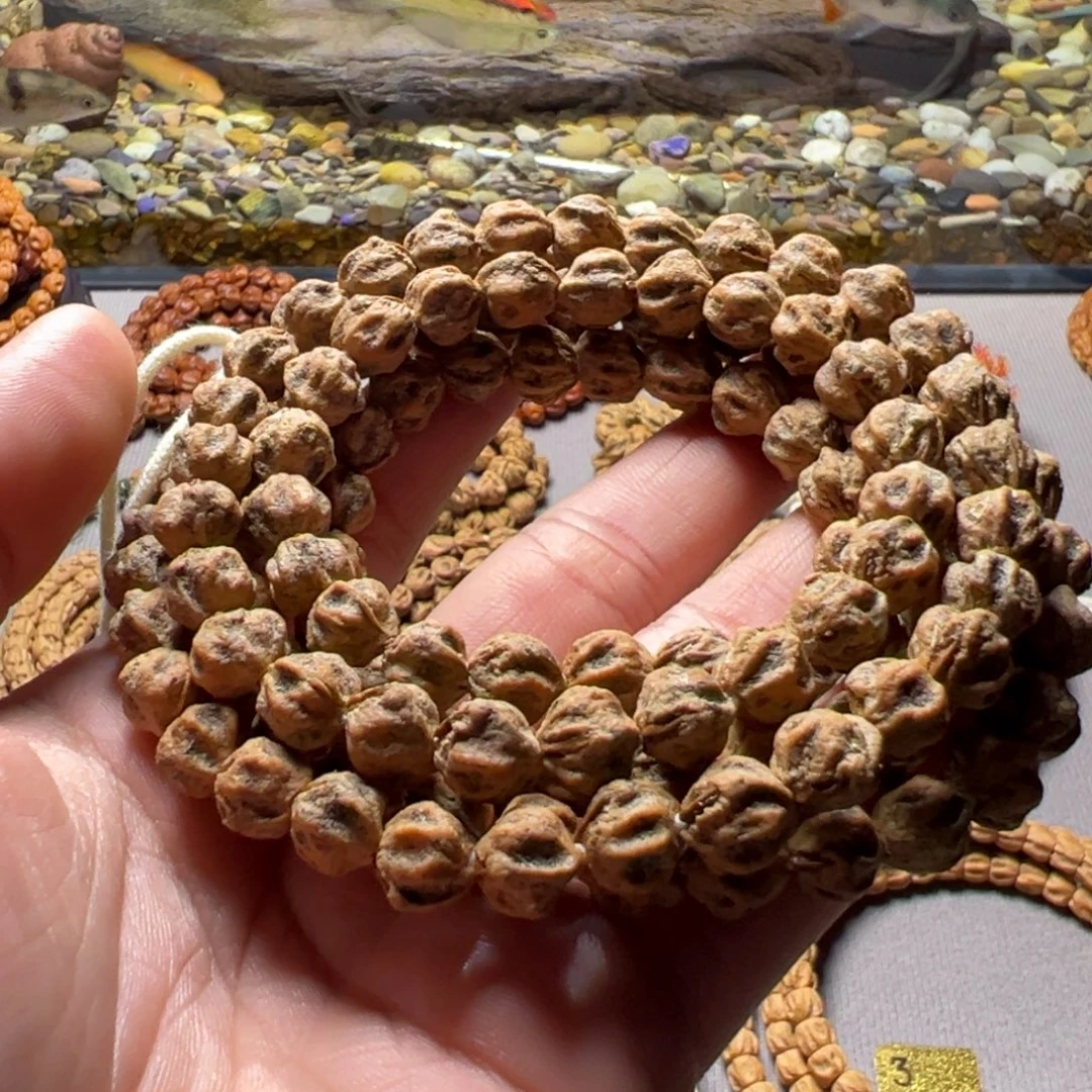 M***o吊坠柏香籽/百香籽A6