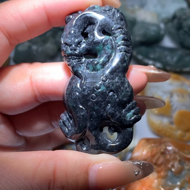 翡翠未镶嵌颈饰保真天然A货翡翠