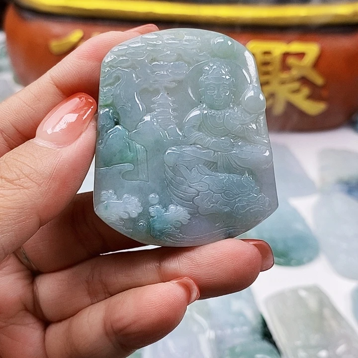 翡翠未镶嵌颈饰翡翠