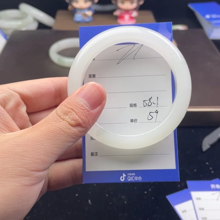 石英质玉未镶嵌手镯71