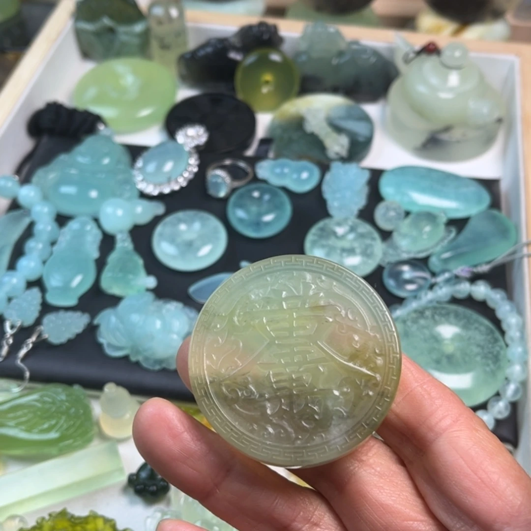 蛇纹石玉未镶嵌岫玉