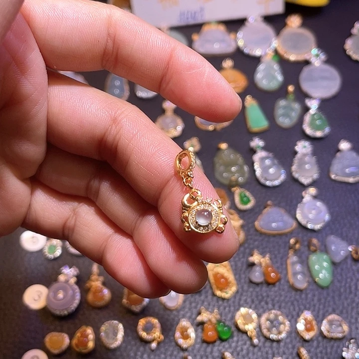 翡翠银S925镶嵌吊坠(不含链)天然翡翠