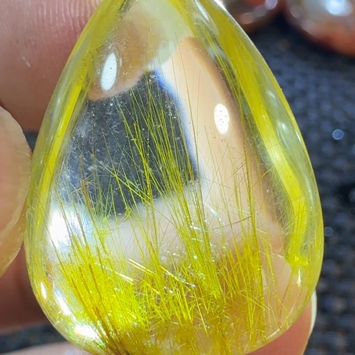 水晶吊坠(不含链)未镶嵌﹏****?