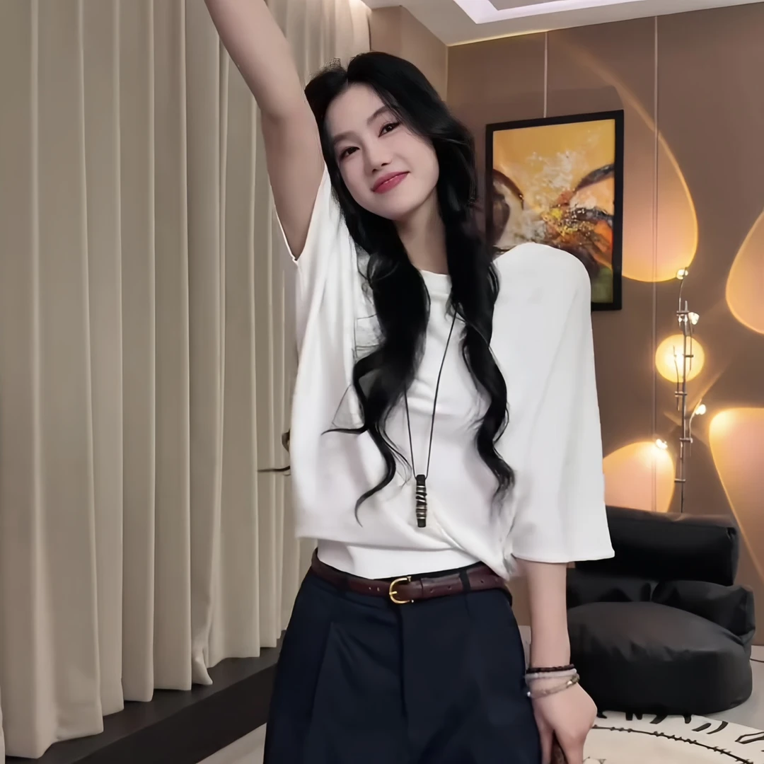 高级小众不撞款蝙蝠袖显瘦上衣白色短袖t恤女夏季宽松韩版慵懒风