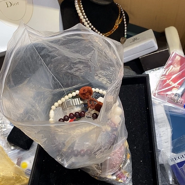 *****中古香水沐浴露持久留香