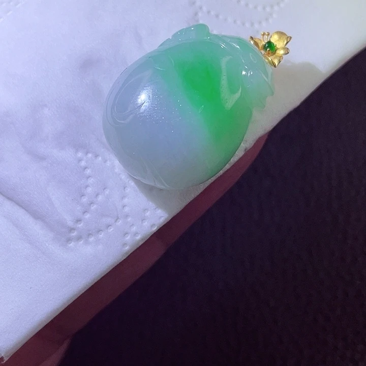 颈饰18K金镶嵌翡翠翡翠