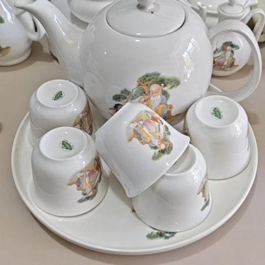 瓷片删****去陶瓷制品复古一套