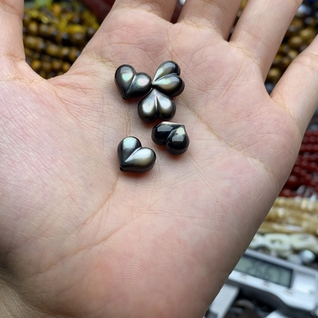 玛瑙/玉髓未镶嵌珠宝半成品一个装纯天然黑蝶贝屁桃10mm