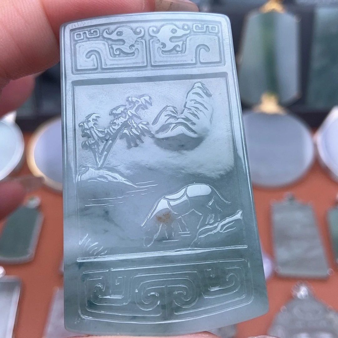 翡翠未镶嵌吊坠(不含链)
