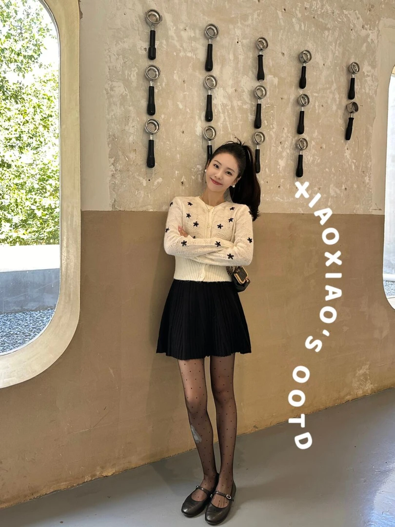 【月下心动】韩系软糯提花针织开衫早秋设计感小香风毛衣百褶裙套装