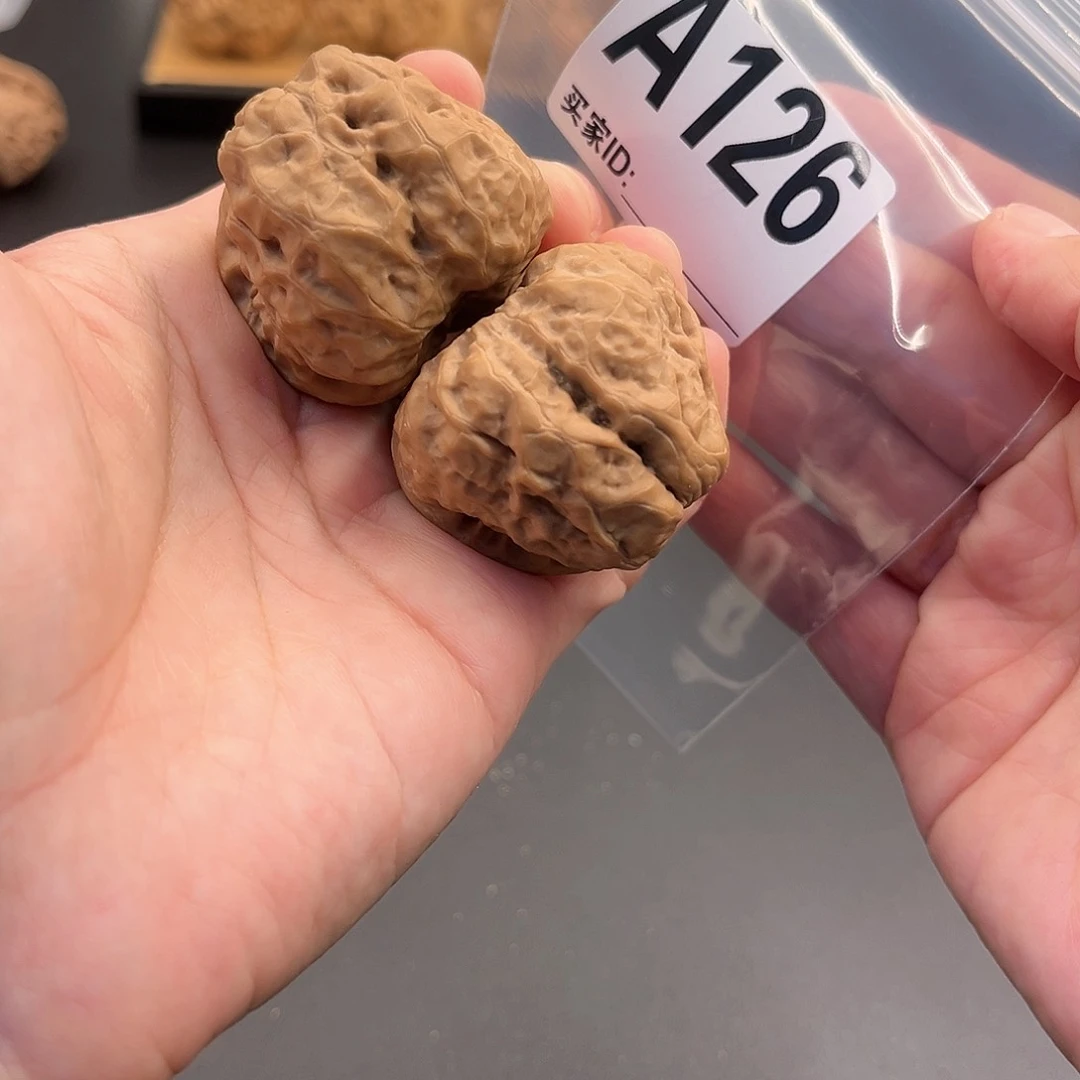 桃核吊坠电*眼蛙蛙精品福利