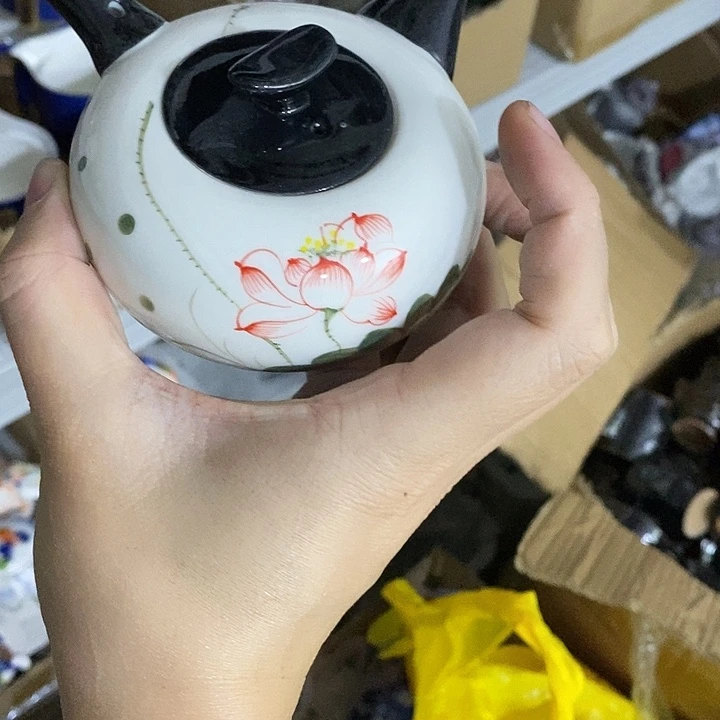 陶瓷艺术品及陶瓷制品