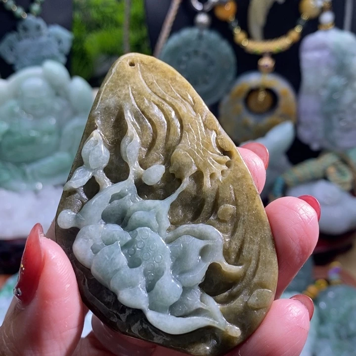 【闪购商品】颈饰未镶嵌翡翠鱼