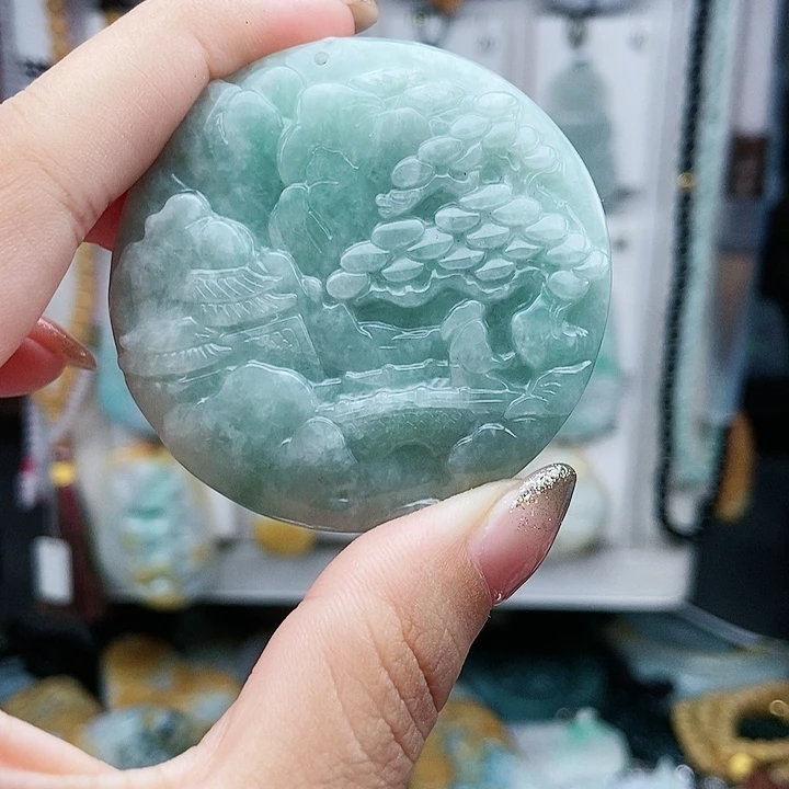 翡翠未镶嵌颈饰翡翠