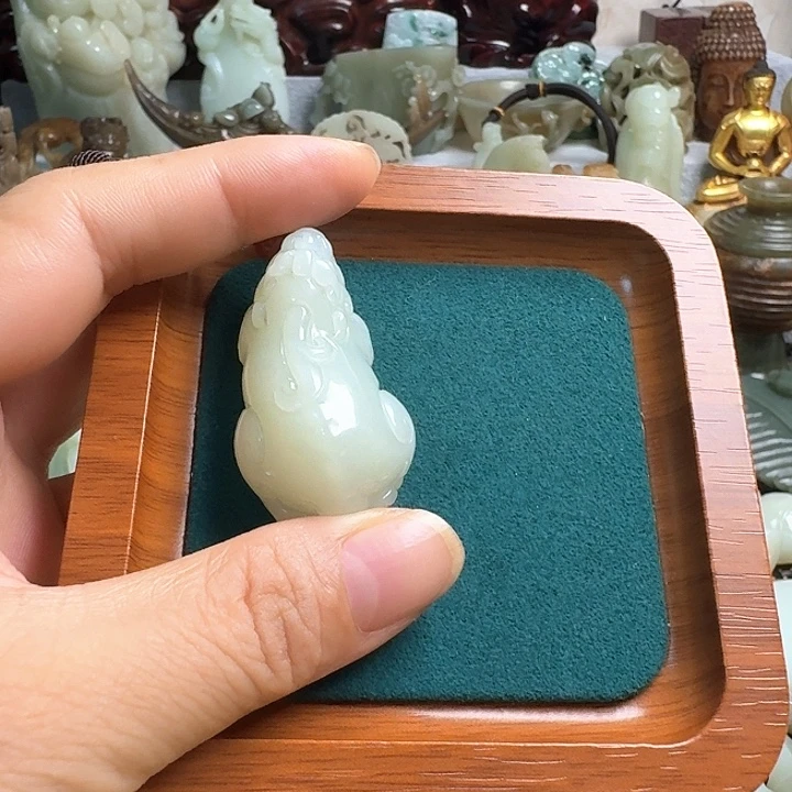 波***蜜瓷片新号开播瓷盘一件