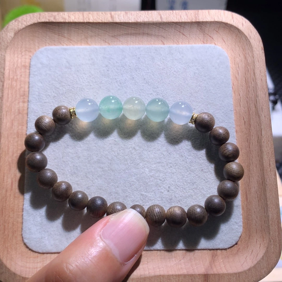 翡翠散珠清甜马卡龙卡8.3左右