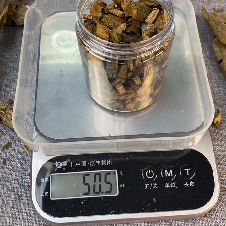 沉香碎屑沉香原材料
