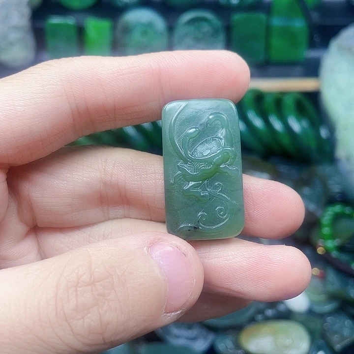 和田玉未镶嵌珠宝半成品