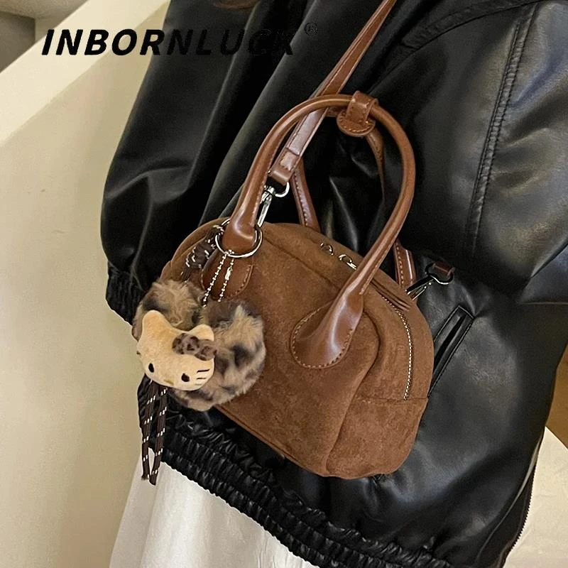 小众爆款麂皮绒包包女款2025秋冬季百搭斜挎包时尚网红气质小拎包