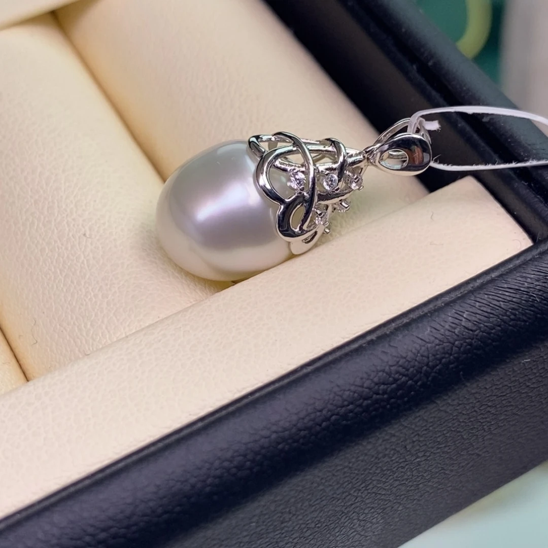 颈饰银S925镶嵌海水珍珠