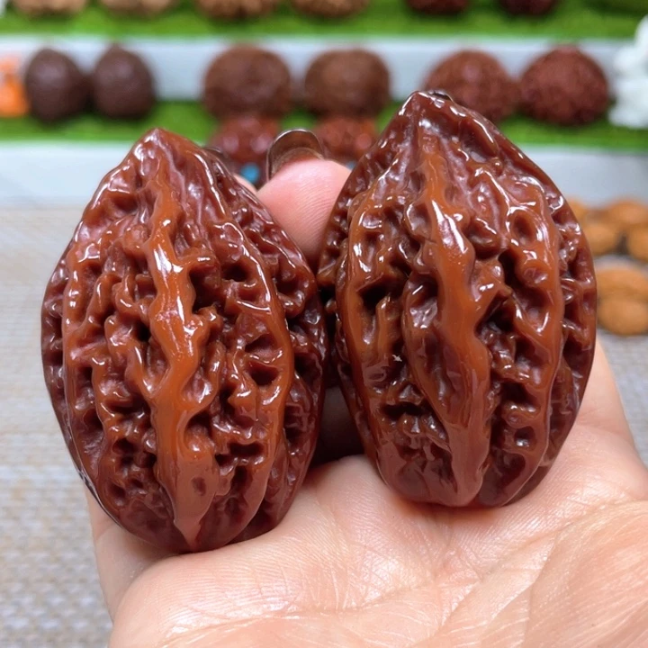 把件文玩核桃柳叶秋子