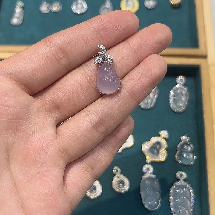 银S925镶嵌颈饰玛瑙/玉髓蝶**汐葫芦