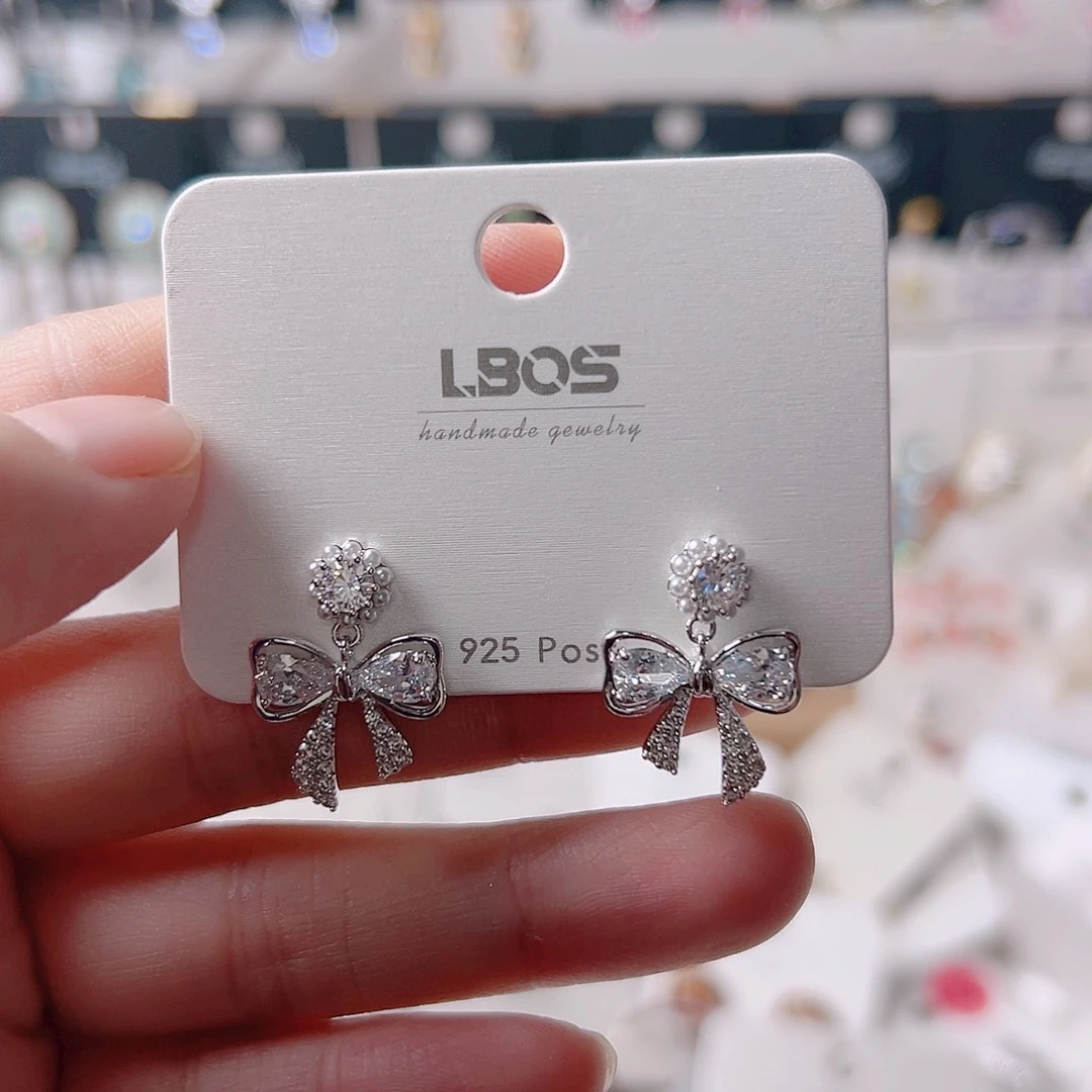 锆石纯铜合金耳环的