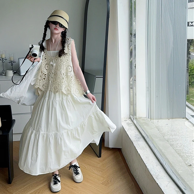 女童连衣裙夏季白色吊带裙儿童镂空钩花马甲女孩夏装甜美超仙长裙
