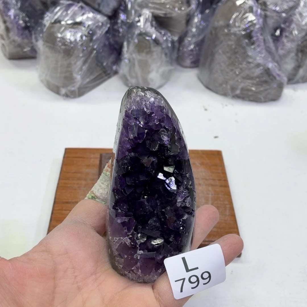 未镶嵌摆件水晶天然紫水晶