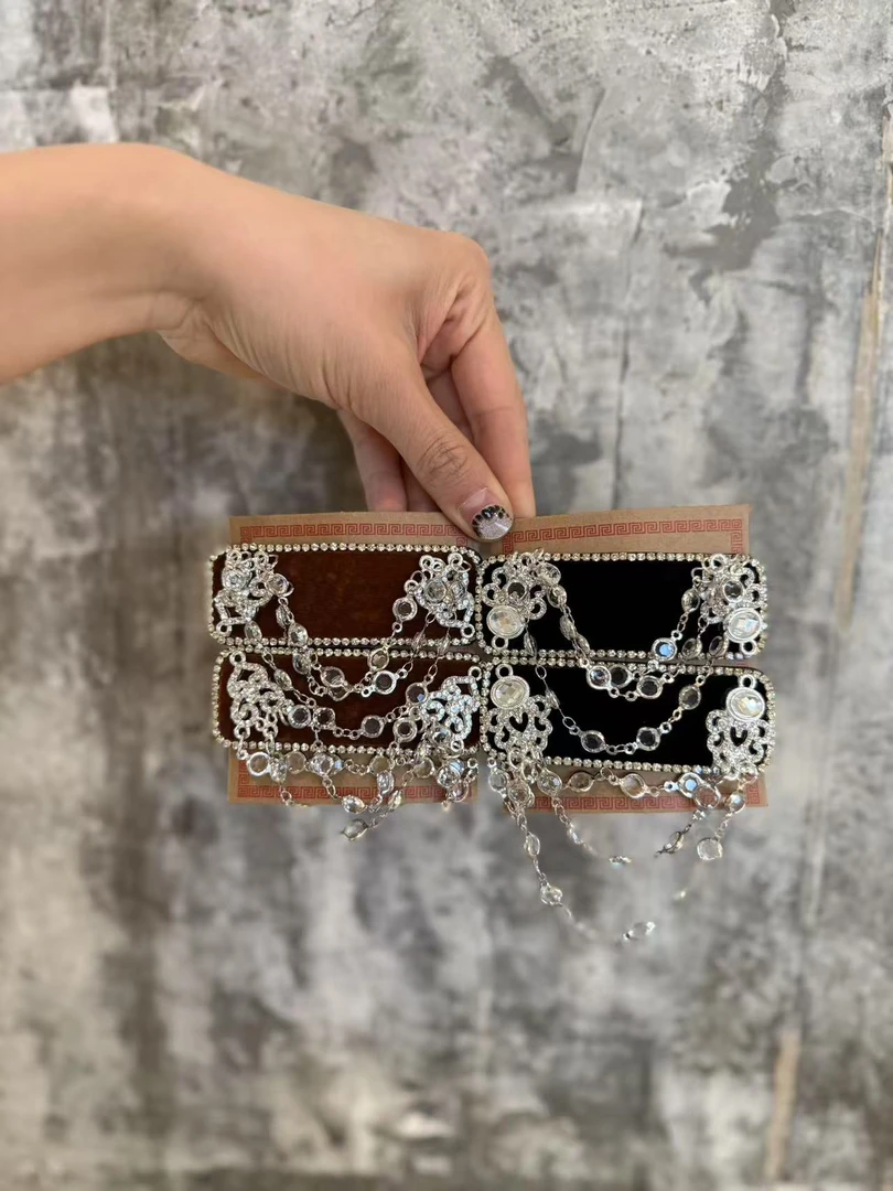 金丝绒亮晶晶装饰发夹