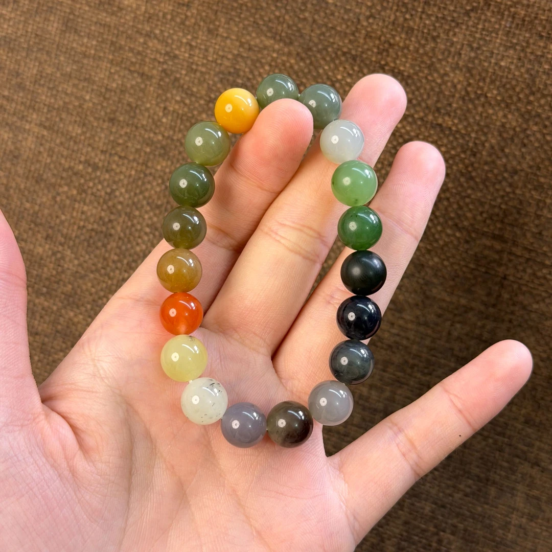 七彩和田玉多宝手串，戴出去倍有面，谁见了都问链接