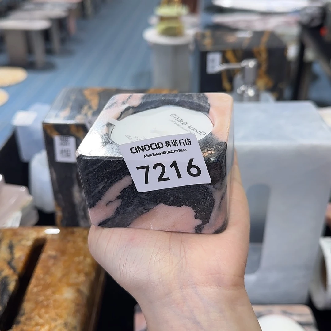 钱****?7216烟粉小唱片小苍兰