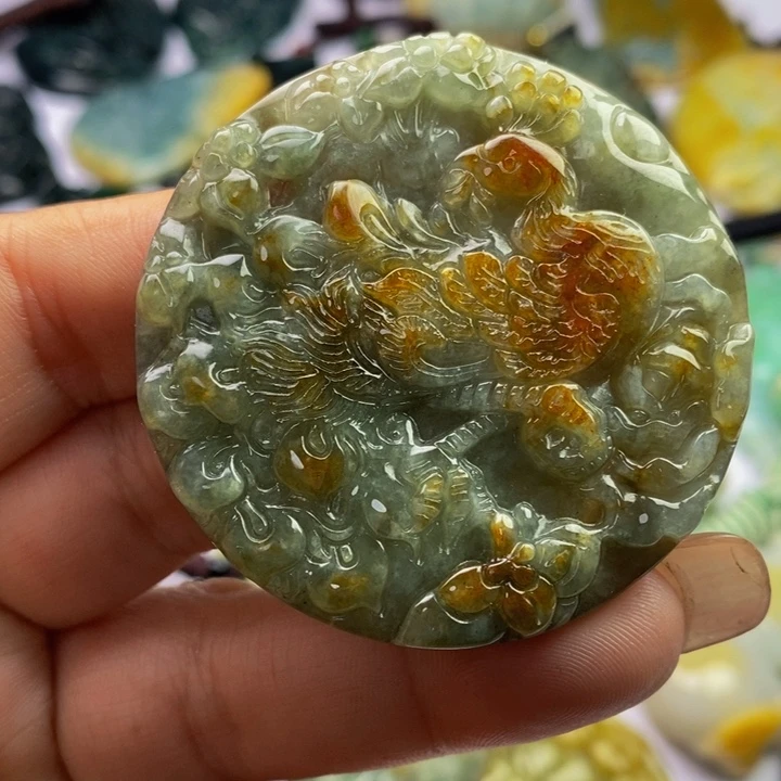 翡翠未镶嵌挂件翡翠