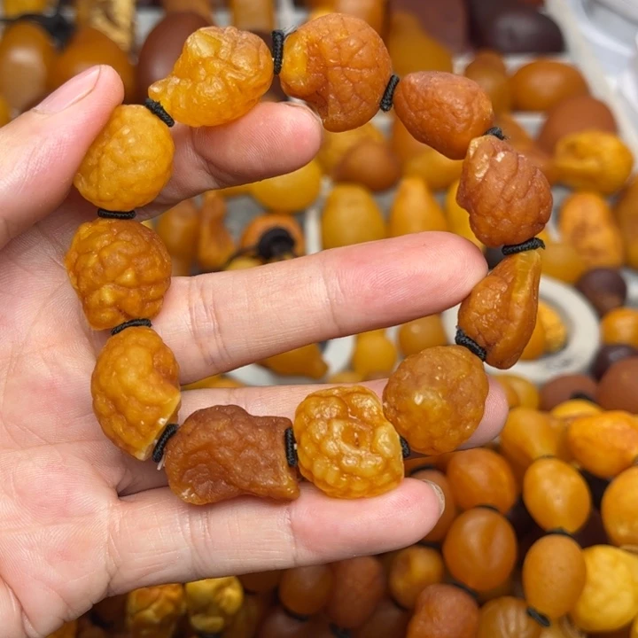 琥珀未镶嵌裸石天然蜜蜡手串