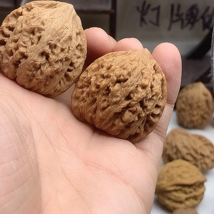 文玩核桃吊坠36 三角