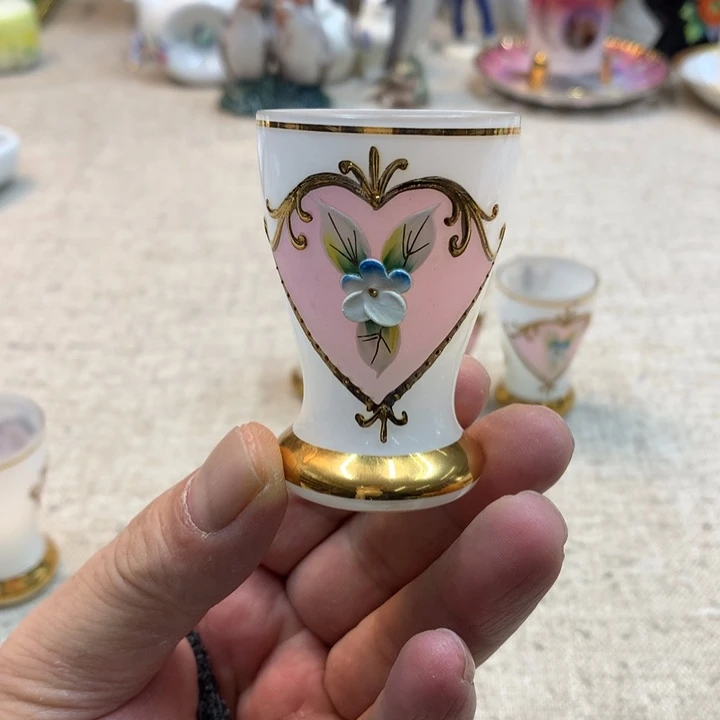 金瓷阁家的美丽瓷器