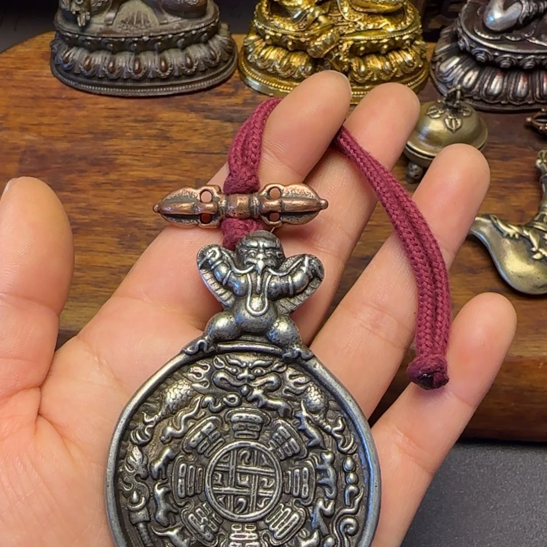 *****泥塑藏传牌子……藏传牌子