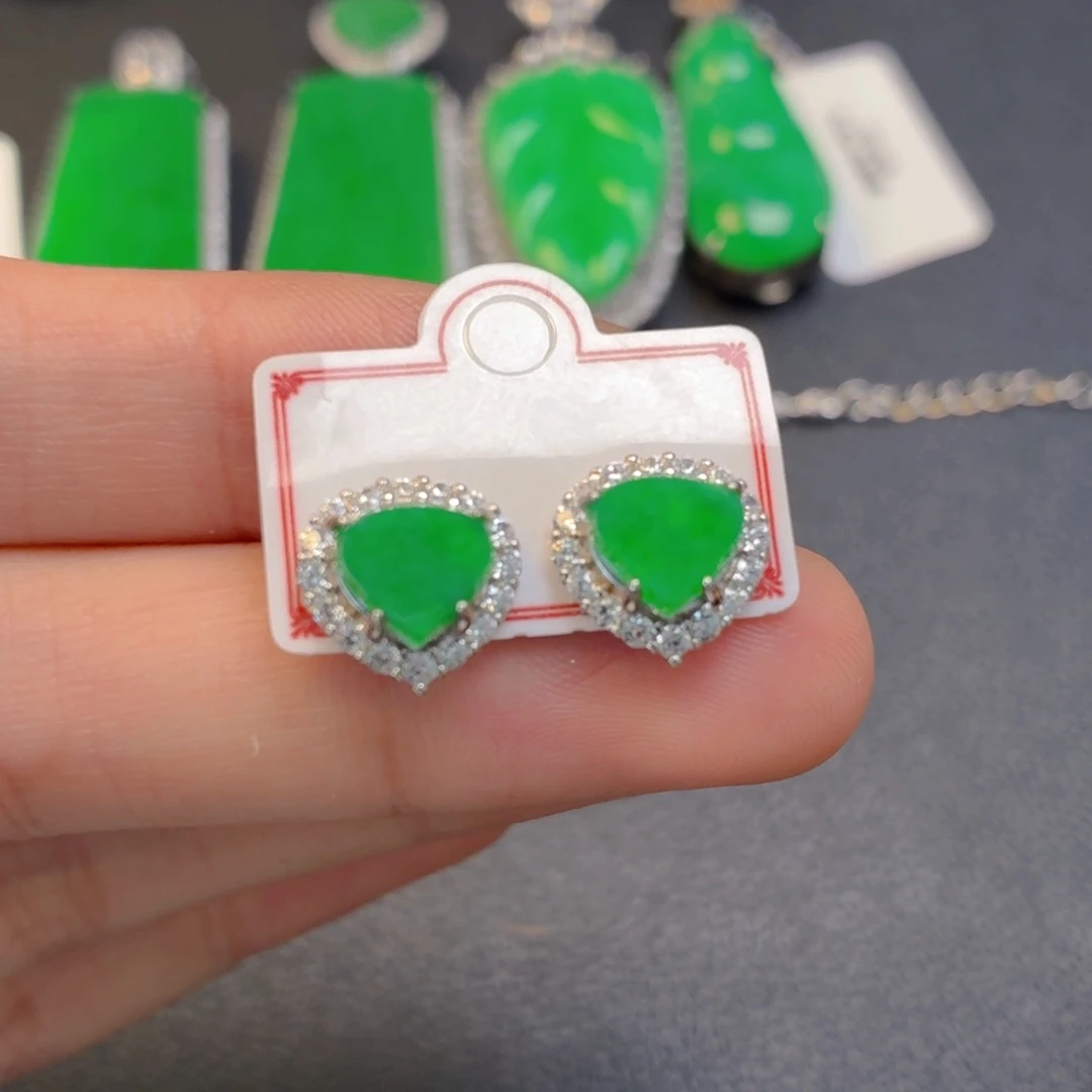 翡翠银S925镶嵌颈饰