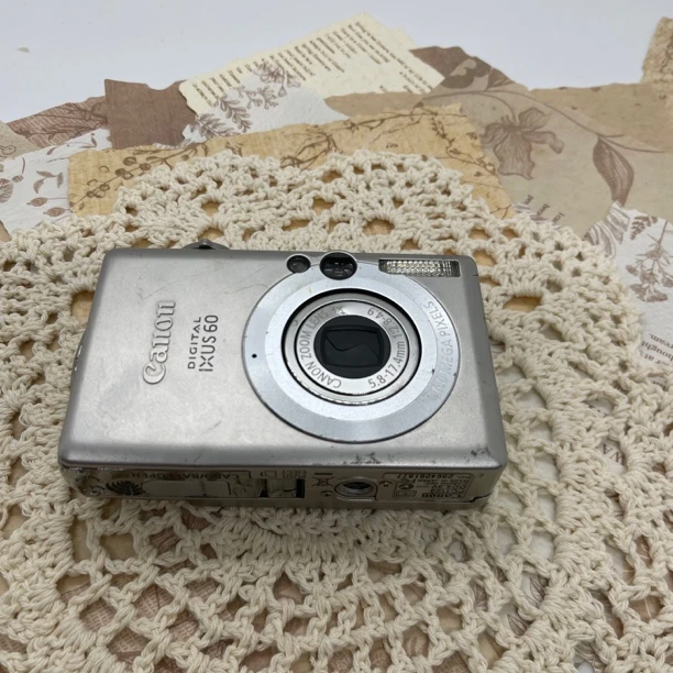9新 Canon/佳能 佳能ixus60机身磨损 屏幕小点没影响 适合拍人像