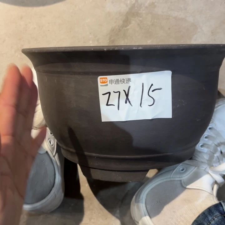 花盆紫砂紫砂的颜色